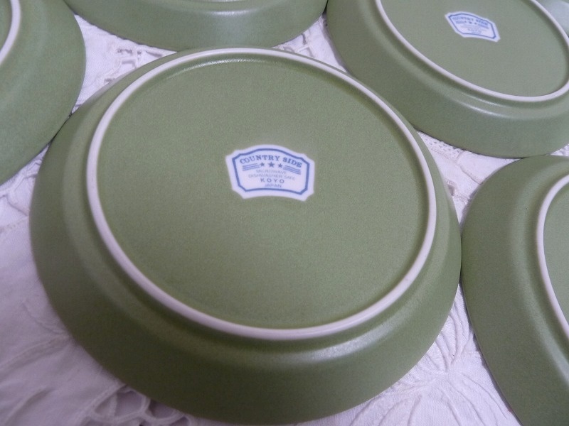 (*BM)COUNTRY SIDE MICROWAVE/KOYO JAPAN/ свет . керамика 15. plate 20 листов зеленый зеленый Country боковой одноцветный тарелка простой сделано в Японии европейская посуда 