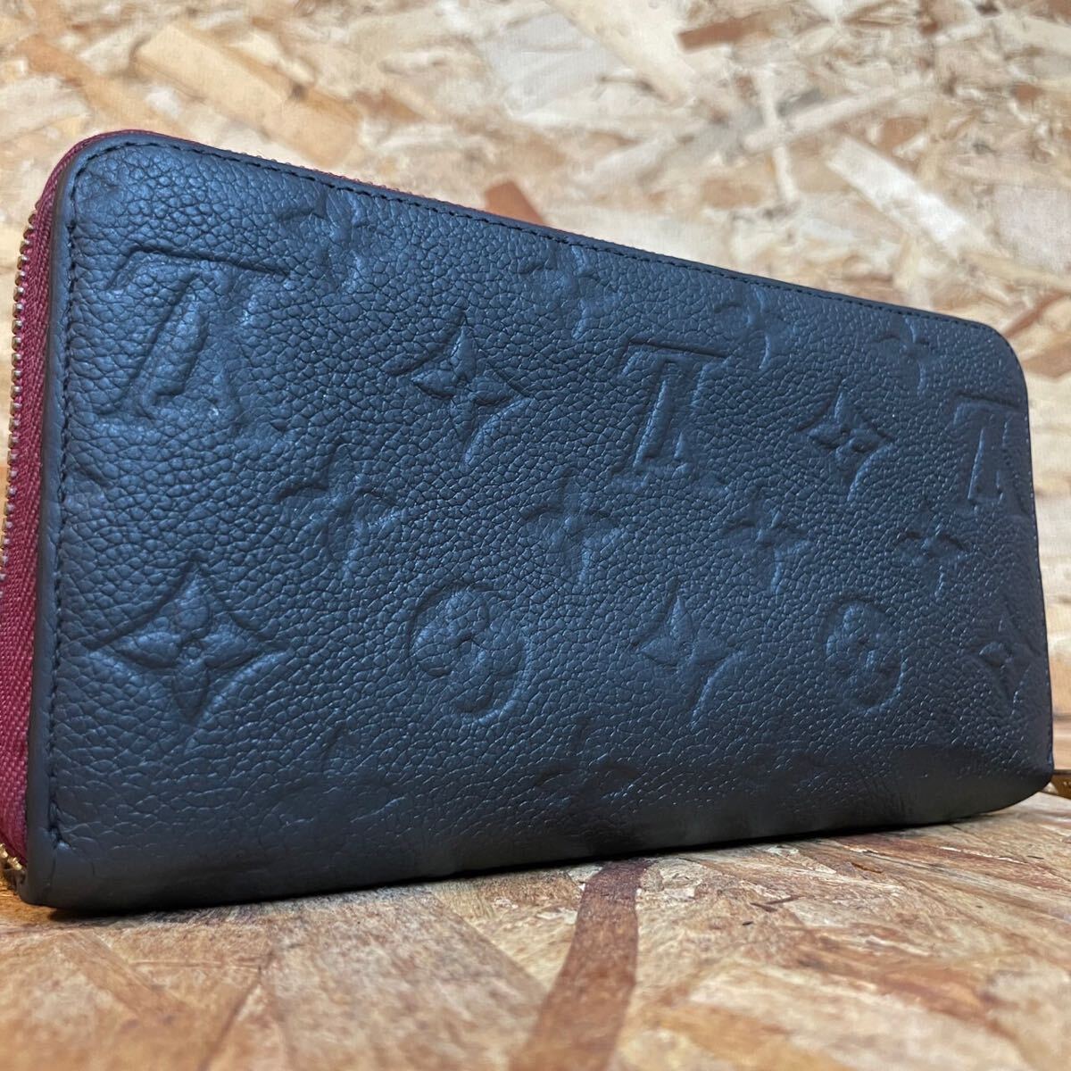 1円〜　極美品 ルイヴィトン アンプラント 長財布 ラウンドファスナー TN0179 レッド ノワール 系 モノグラム　　LouisVuitton_画像2