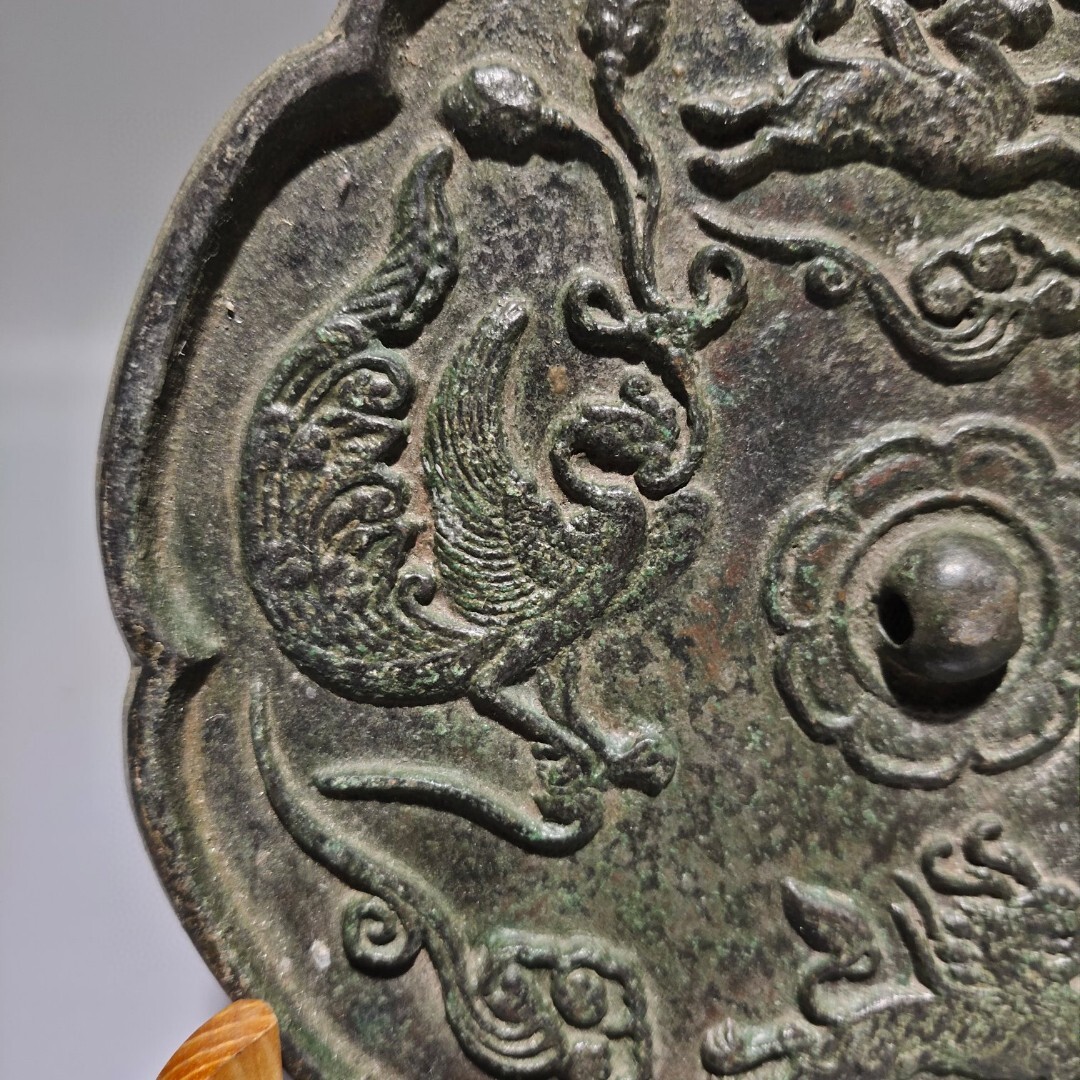 『戦・青銅器彫・飛獣銅鏡』極細工 置物古賞物 中国古玩 中国古美術_画像8