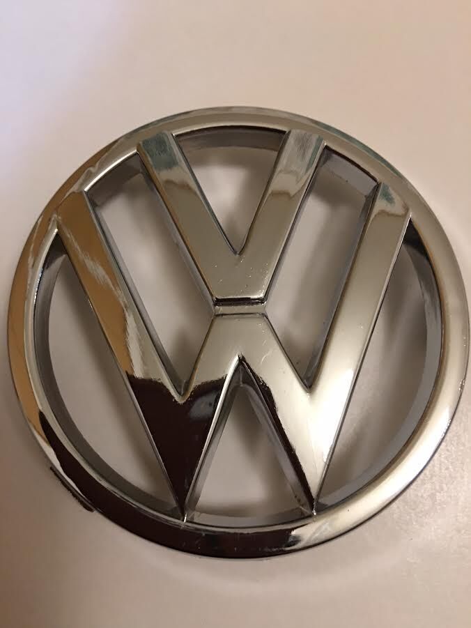 エンブレム *アウトレット品* VW Volkswagen フォルクスワーゲン ロゴ ビンテージ 8cm クラシック カー T3 T4 同梱送料210円 ＶＷ空冷の画像1
