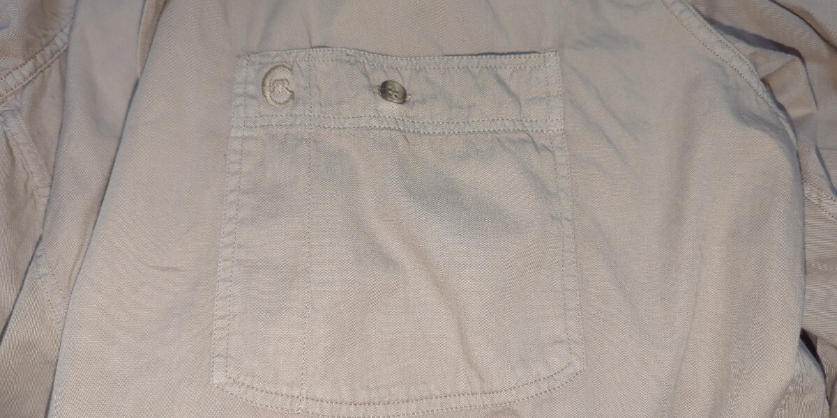 中古 CERRUTI 1881 PARIS XL 長袖シャツ 長期保管のため使用感、シワ、細かいホツレ、右下に小さい点々汚れあり。洗濯済です。_画像7