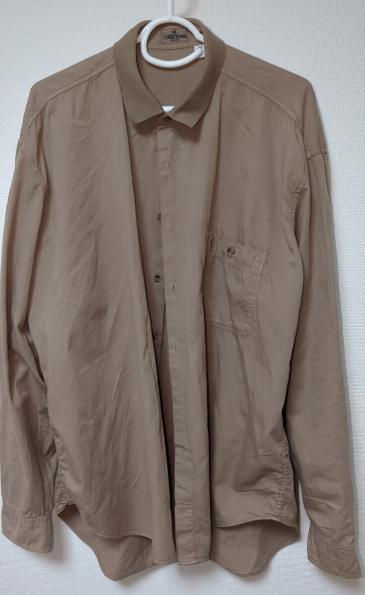 中古 CERRUTI 1881 PARIS XL 長袖シャツ 長期保管のため使用感、シワ、細かいホツレ、右下に小さい点々汚れあり。洗濯済です。_画像1