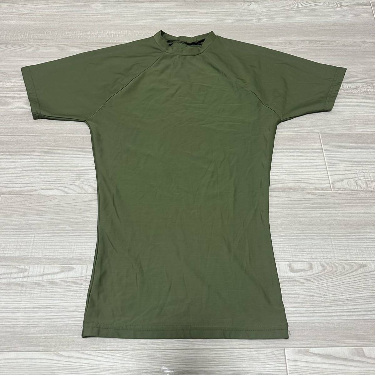 沖縄 米軍実物 USMC DRI-DUKE Tシャツ トレーニング ランニング OD MEDIUM (管理番号CDE211)の画像1