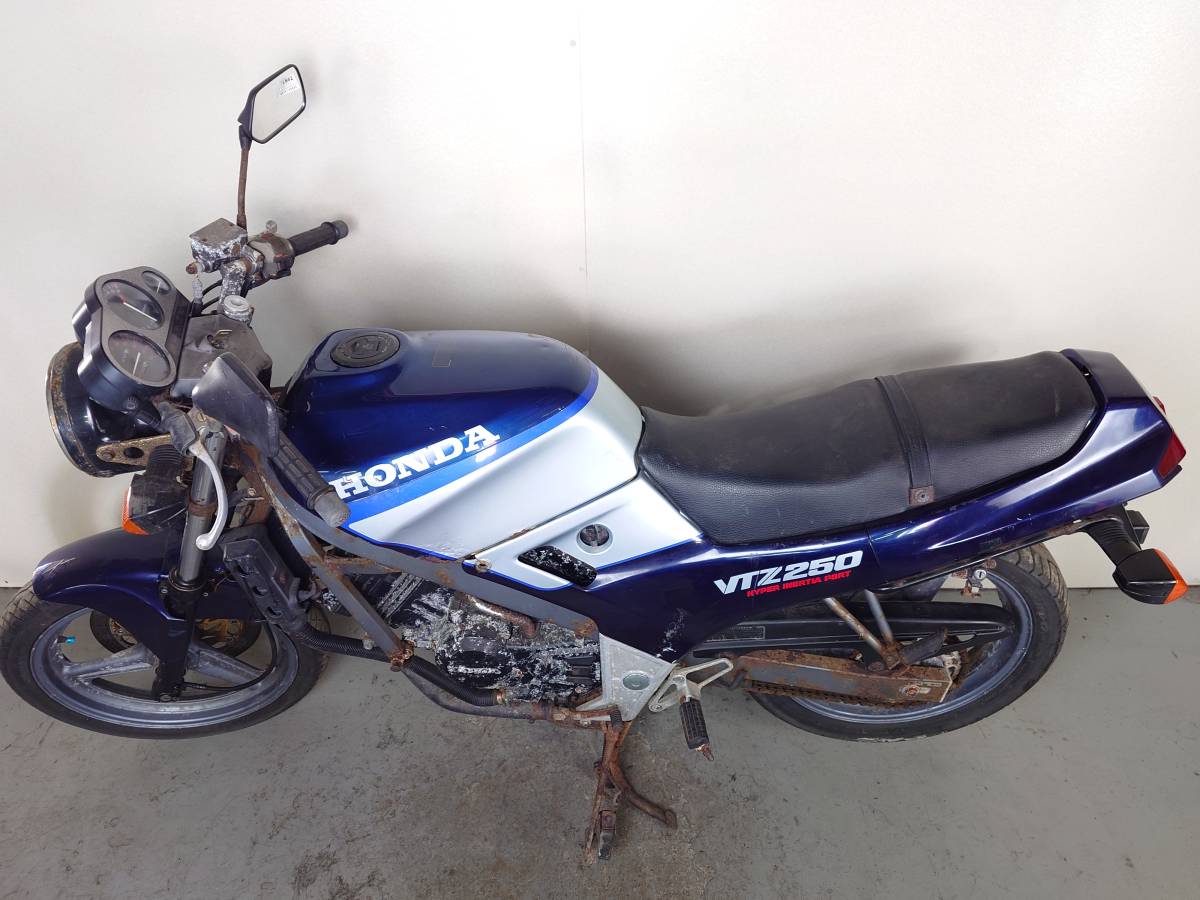 【HONDA VTZ250 MC15】初爆確認済 部品取り車 鍵有/書類無し 旧車 絶版車 (VT VTR VFR NSR CBR CB CBX RZ ニンジャ 250【埼玉/熊谷】N842_画像4