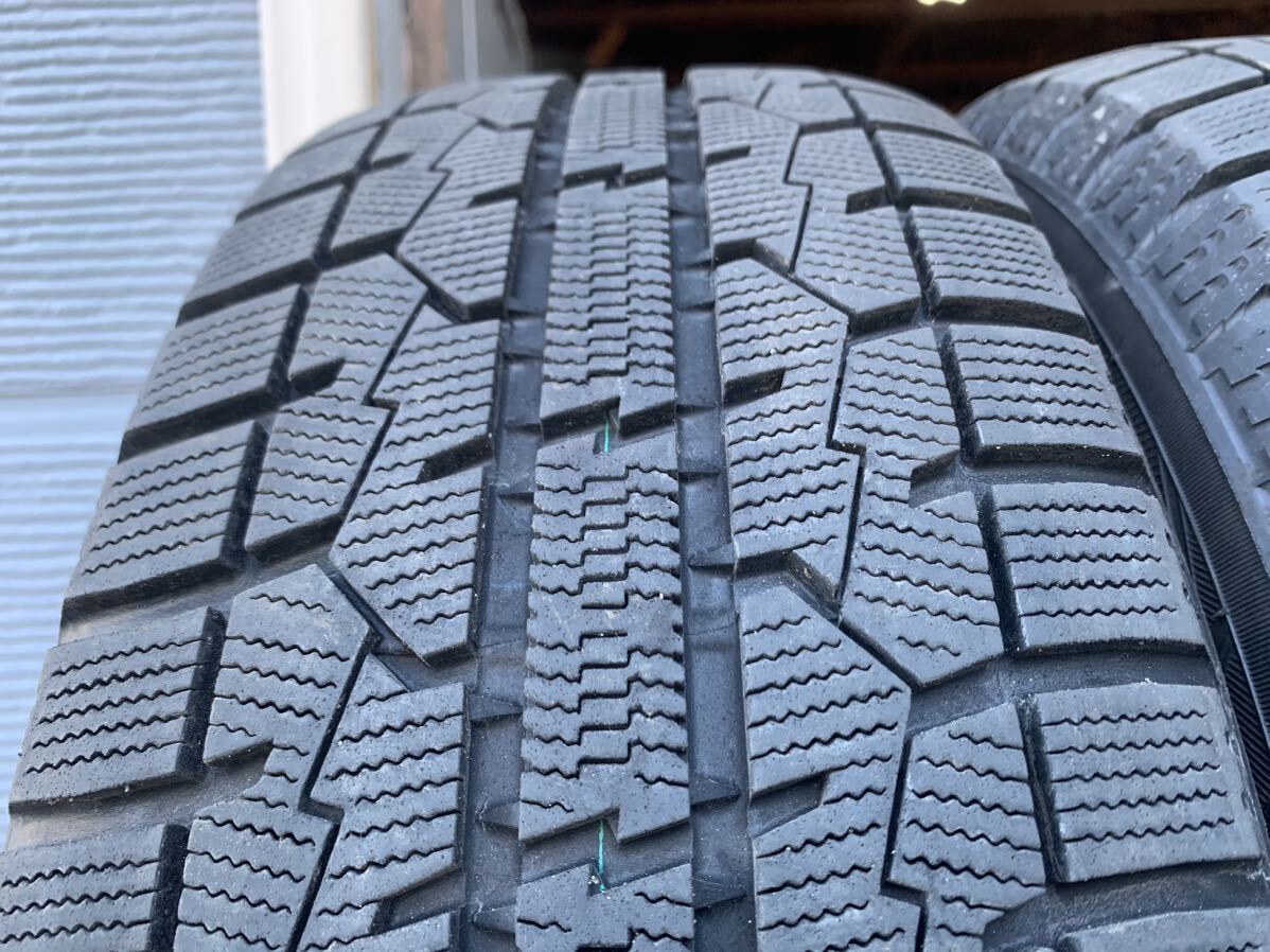 バリ山　スタッドレス 4本セット TOYO GARIT GIZ 215/60R16_画像2