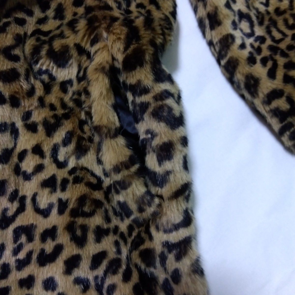 【新品・未使用】ZARA Trafaluc outerwear　レオパード　豹柄　フェイクファーコート　Lサイズ