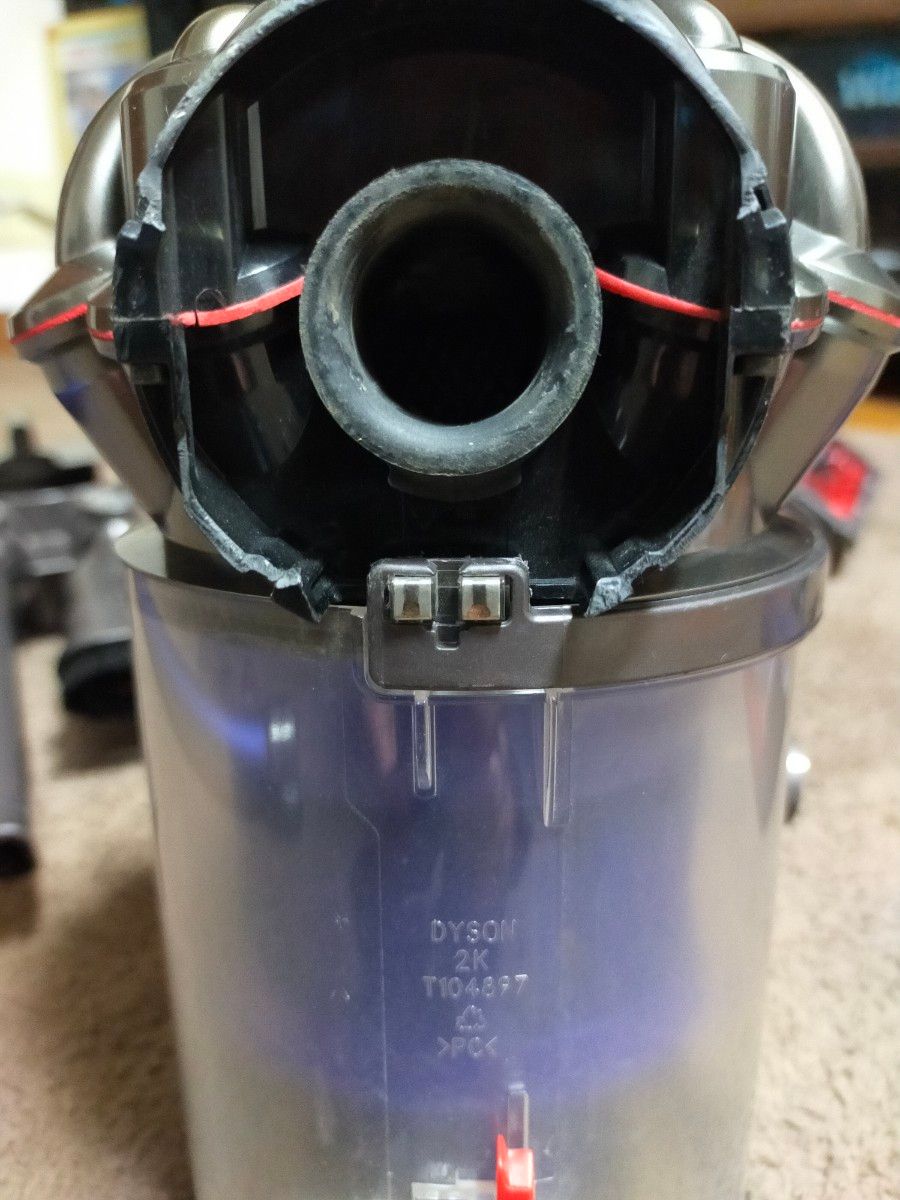 ダイソン コードレスクリーナーv6 fluffy 掃除機|Yahoo!フリマ ダイソン コードレスクリーナーv6 fluffy 掃除機|Yahoo!フリマ