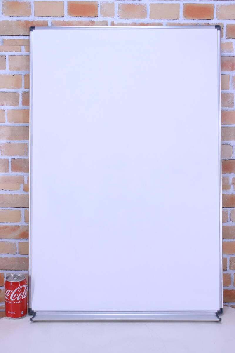 ホワイトボード KOKUYO FB-SL23W 60×90cm 壁掛け 片面 中古現状品 使用感あり■(F8931)の画像1