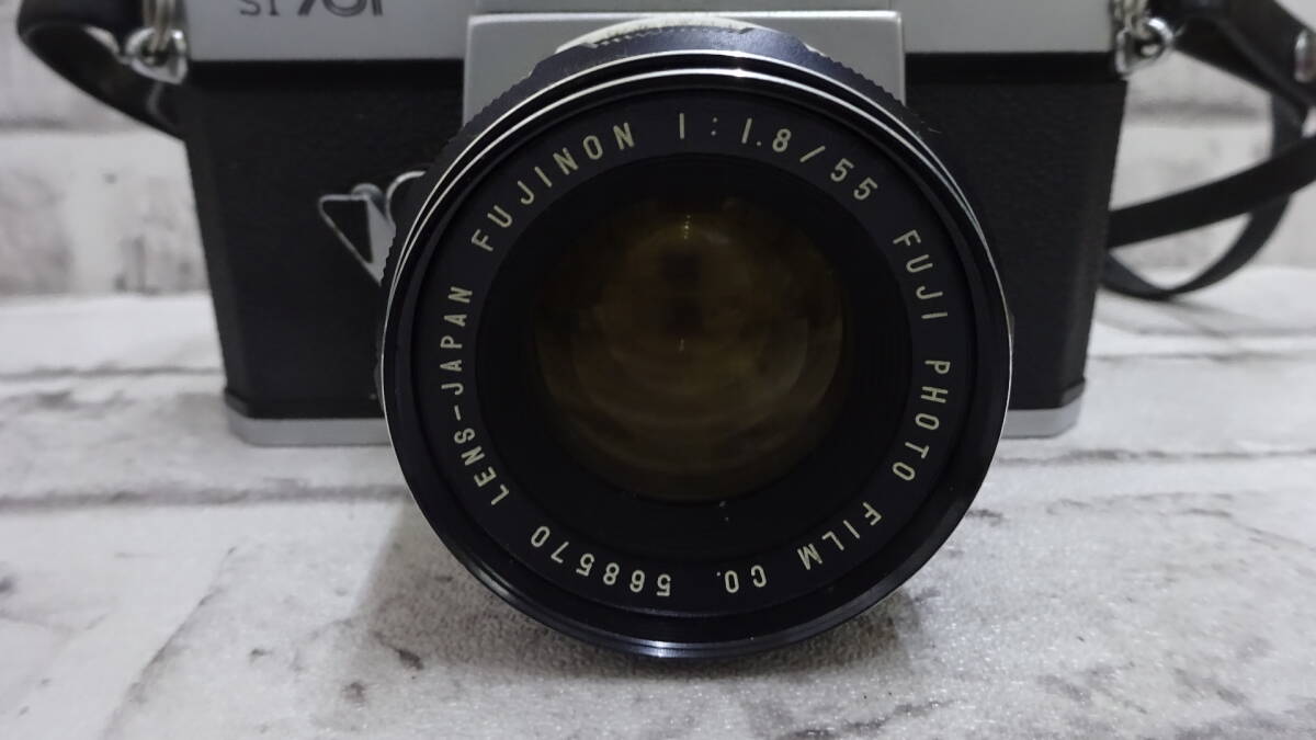 m1408 FUJICA フジカ ST701 Fujinon 55mm F1.8 M42マウント カバー付き 中古品 未動作確認 ゆうパック60サイズ 同梱OK_画像3