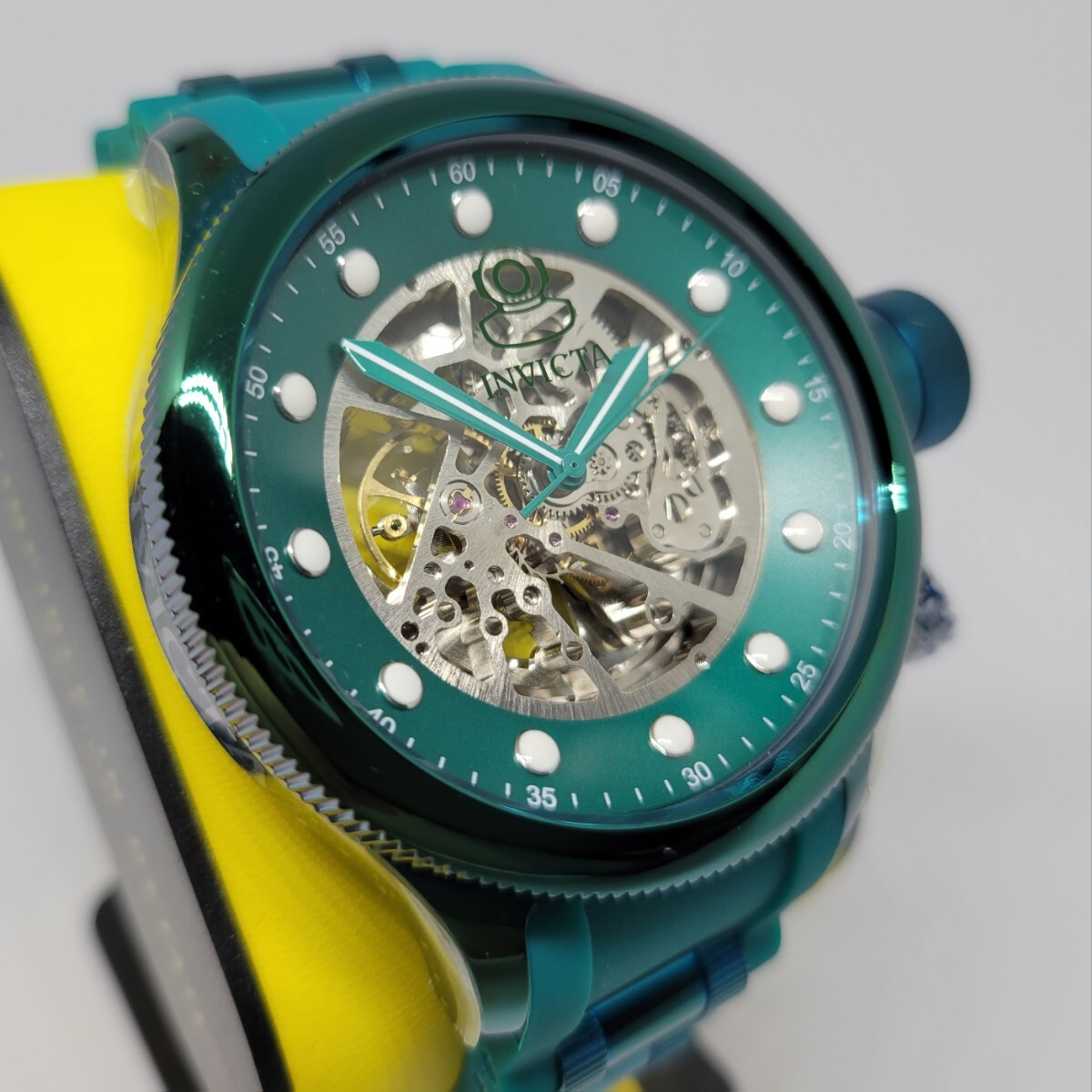 【多分思っているよりすごく緑(*＞∇＜)ノ】Invicta インビクタ 40742 51.5mm プロダイバー オートマチック スケルトンダイヤル グリーン