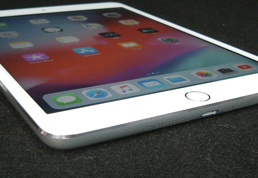 Apple iPad mini3 64GB ホワイト&シルバー MGGT2J/A スピード発送！ アイパッド 3rd アップル_画像4