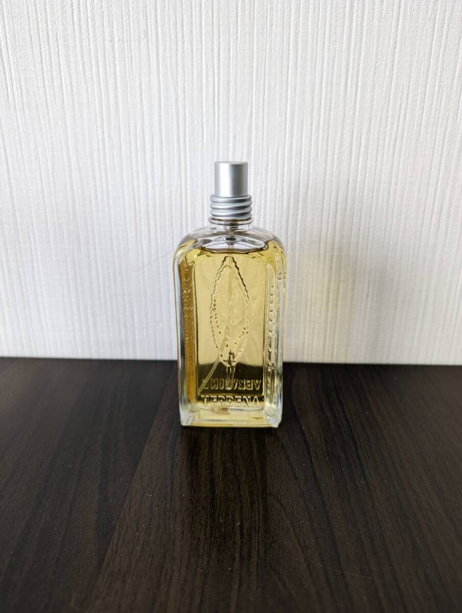 [未使用] ロクシタン ヴァーベナ オードトワレ 100ml L'OCCITANE 香水 コロン フレグランス 箱付き 同梱可_画像3