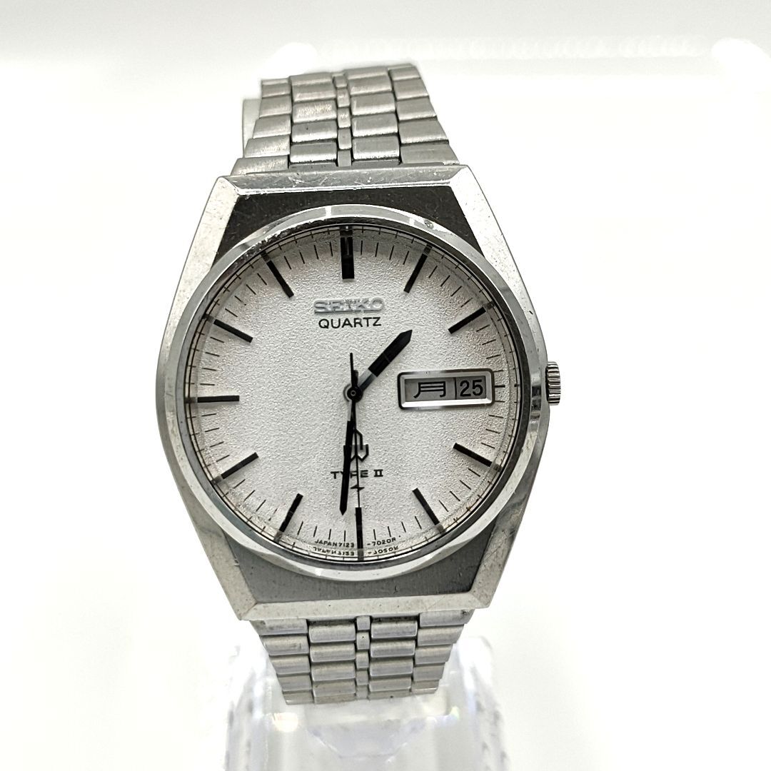 【新品電池】SEIKO TYPEⅡ DAYDATE vintage QZ メンズ 新品電池】SEIKO TYPEⅡ DAYDATE QZ メンズ セイコー