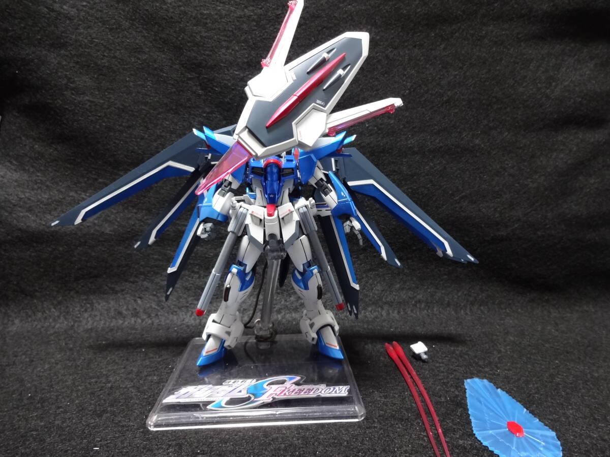 【塗装・完成品】HG 1/144 ガンダムSEEDFREEDOM　ライジングフリーダムガンダム_画像7