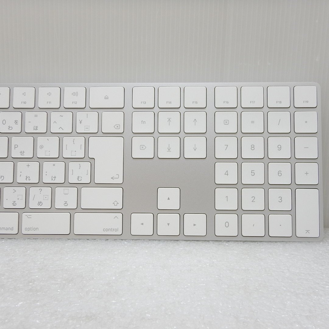 【中古】★送料無料★ Apple Magic Keyboard テンキー有日本語マジックキーボードA1843 マジックマウス2 A1657 セット 080_画像4