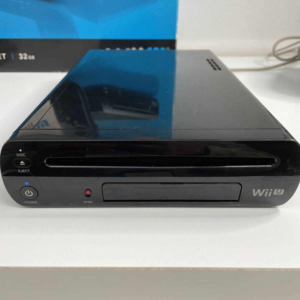 U0303/【中古品】任天堂 Nintendo ニンテンドー WiiU Wii U プレミアムセット 32GB ブラック WUP-010 WUP-101 WUP-005 タッチペン有 ゲーム_画像2