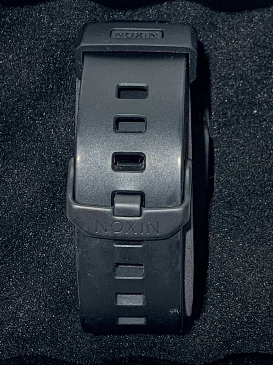 【中古/60】NIXON ニクソン THE REGULUS レグルス クォーツ デジタル 腕時計 稼働品 ケース付の画像5