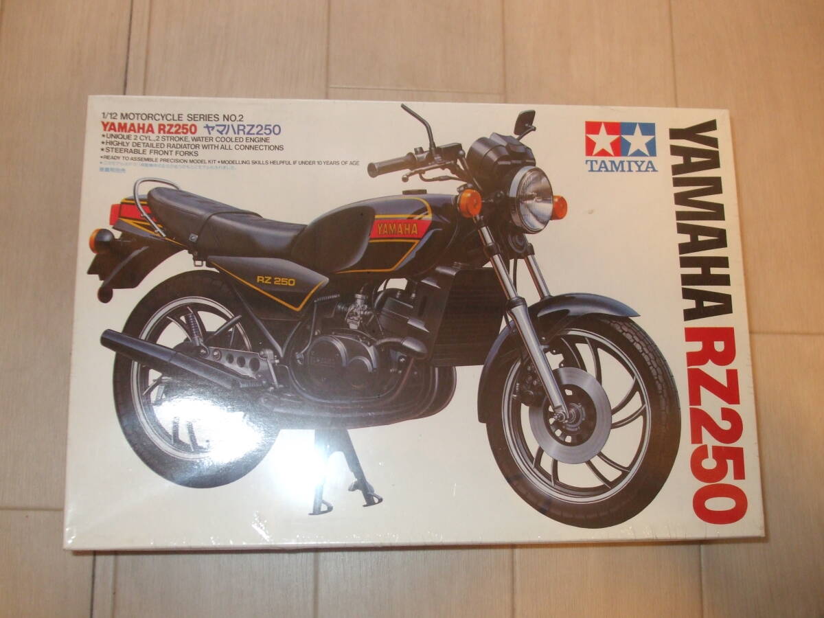 ** Tamiya 1/12 мотоцикл серии [NO.2] [NO.4] [NO.37][NO.102] Yamaha RZ250 RZ350 RZV500R YZR500[AKAI] **
