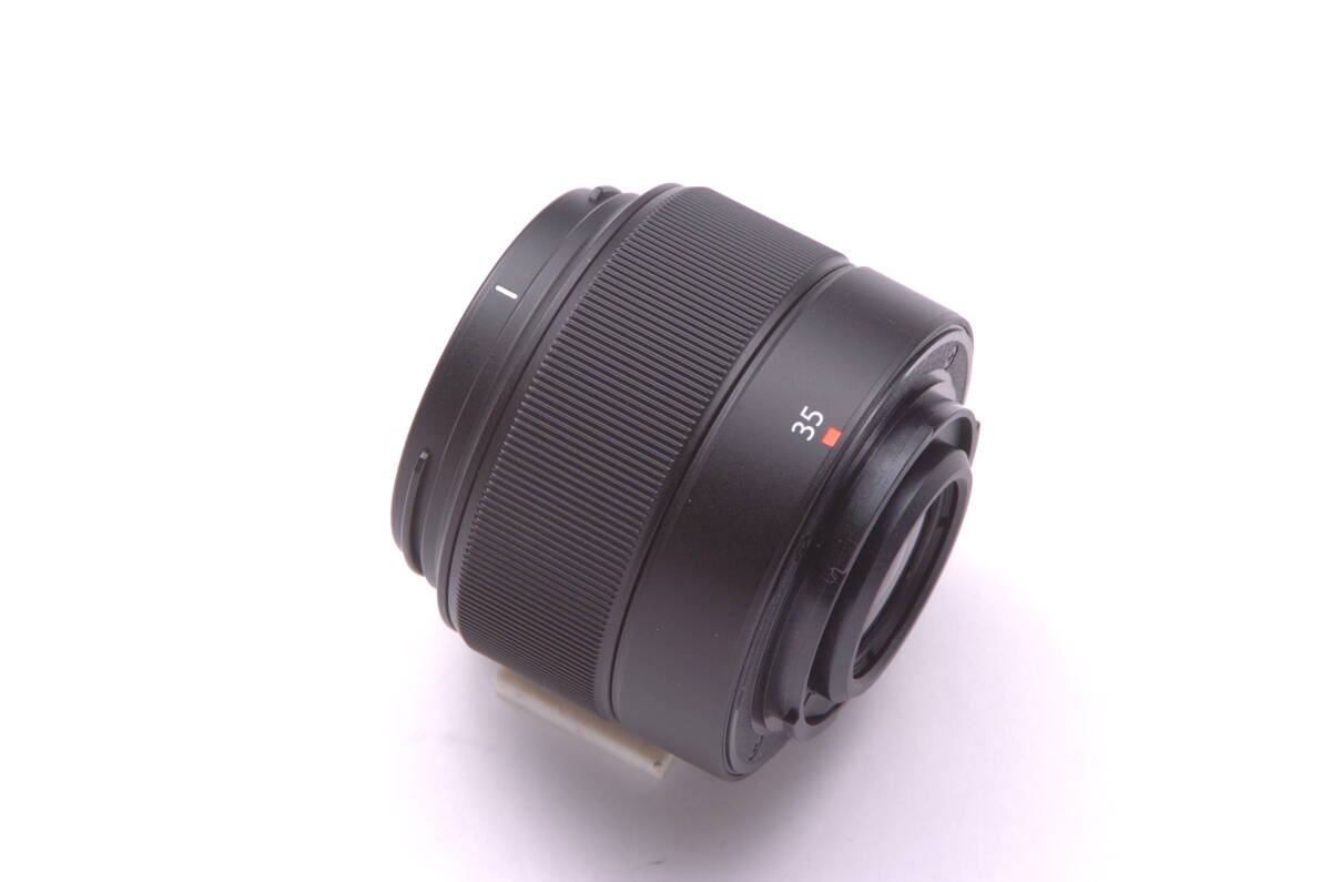 2月2日購入 メーカー保証 新品同様 フジノンレンズ XC35mm F2 + 純正 プロテクトフィルター PRF-43の画像2