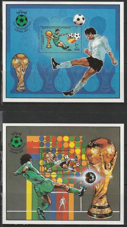 リビア１９　1982年（未使用 記念 　小型シート 　スポーツ　サッカー）２種_画像1