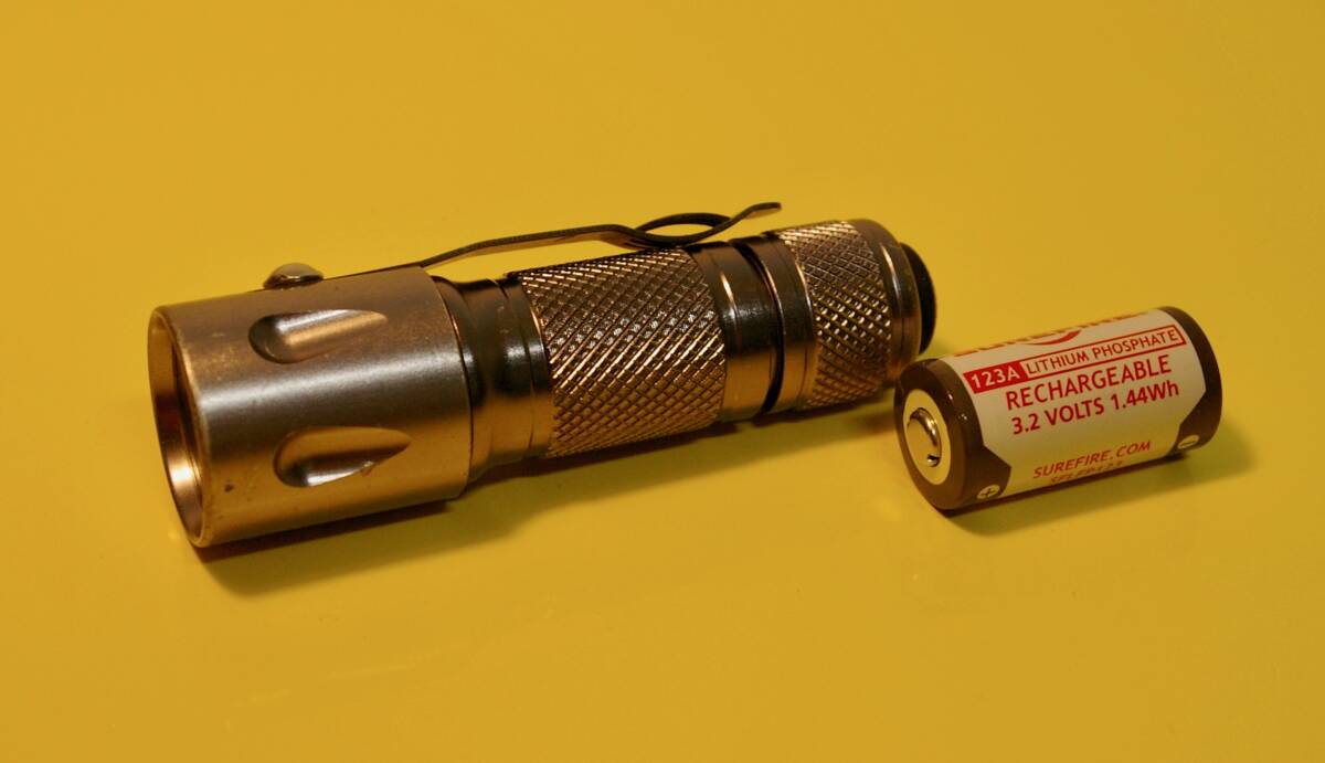 8400円 SUREFIRE E1e EXECUTIVE ELITE (検 surefire e1e e2e e2d 8400円 SUREFIRE E1e EXECUTIVE ELITE (検 surefire e1e e2e e2d
