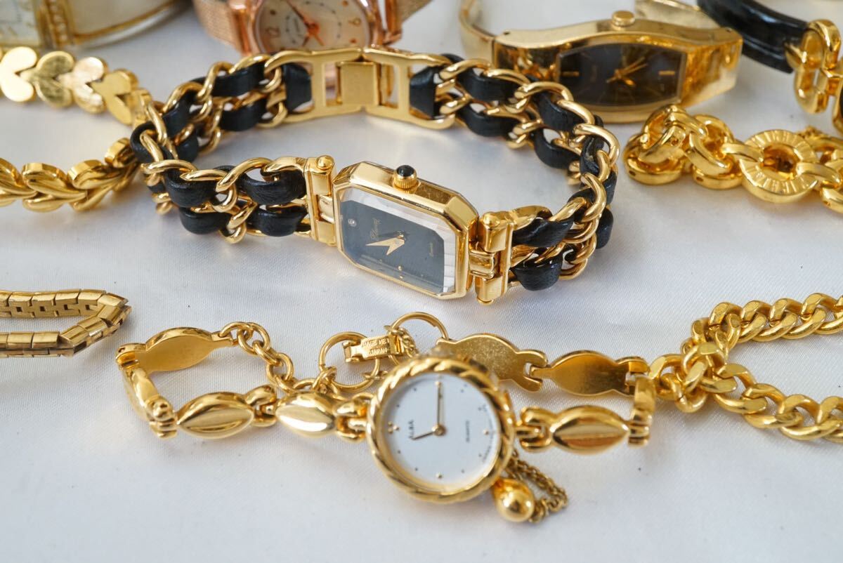 F454 ゴールドカラー 腕時計 メンズ レディース アクセサリー クォーツ 大量 セット まとめて おまとめ まとめ売り 不動品の画像5