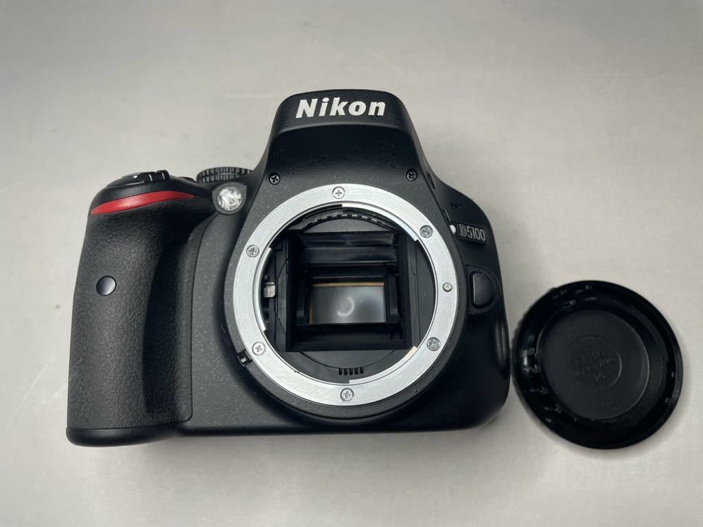 Nikon D5100 デジタル一眼レフカメラ + AF-S NIKKOR 18-55mm 1:3.5-5.6G レンズ_画像2