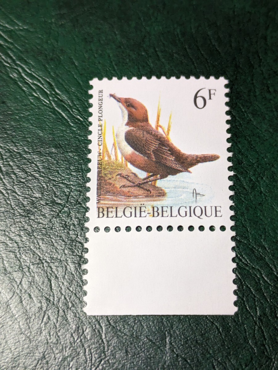 小鳥を描くベルギーの普通切手旧6フラン 1種 未使用ヒンジなし耳紙つきの画像1