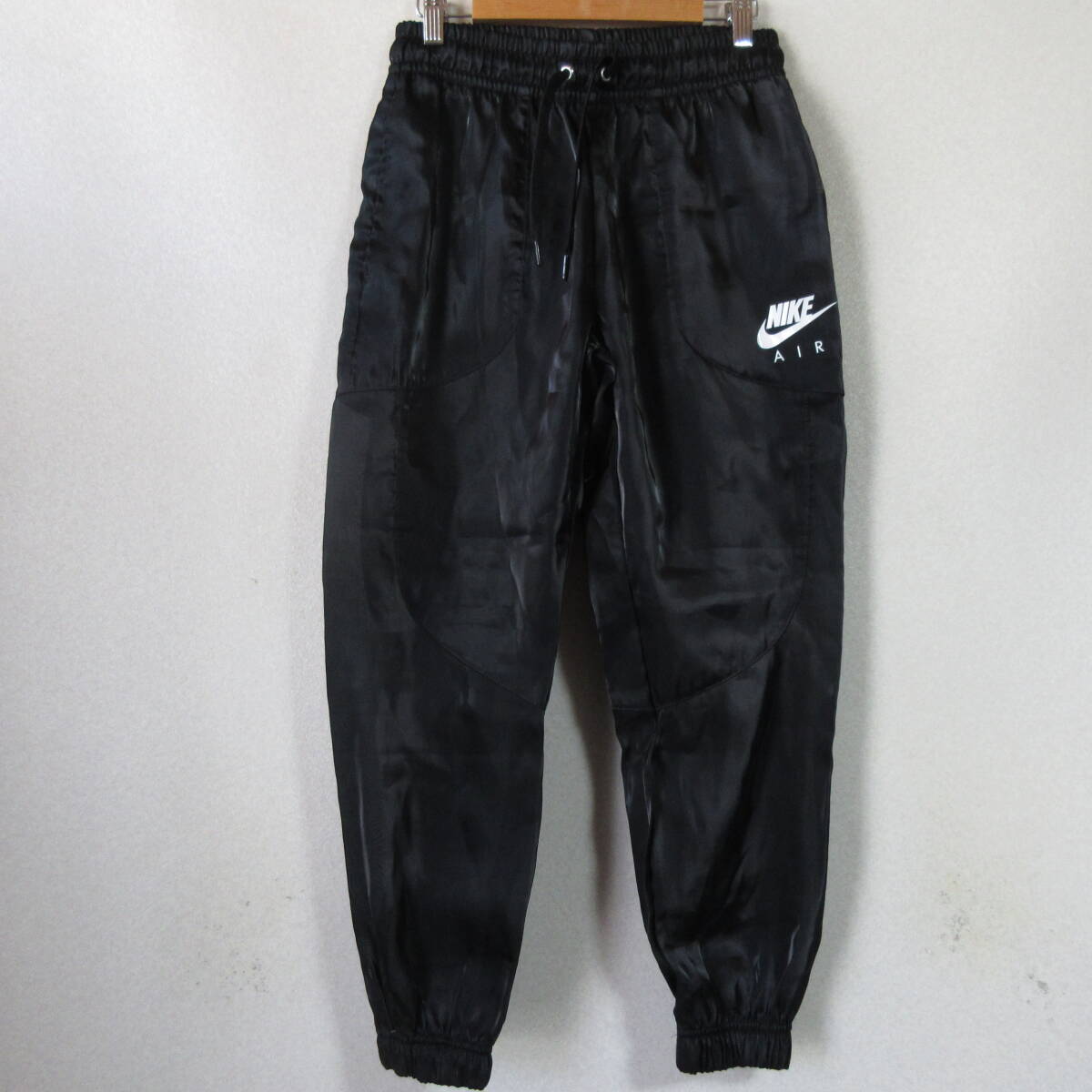 ○極美品 NIKE ナイキ◆WMNS SHEEN AIR PANTS CU6567-010 ロングパンツ 光沢 シースルージョガーパンツ◆レディース ブラック Sサイズ_画像2