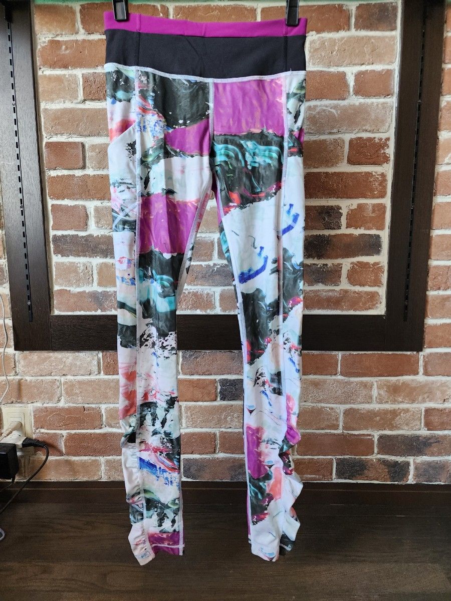 lululemon ルルレモン レギンス 【4】 Lululemon ルルレモン レギンス ヨガ サイズ4 ヨガウエア