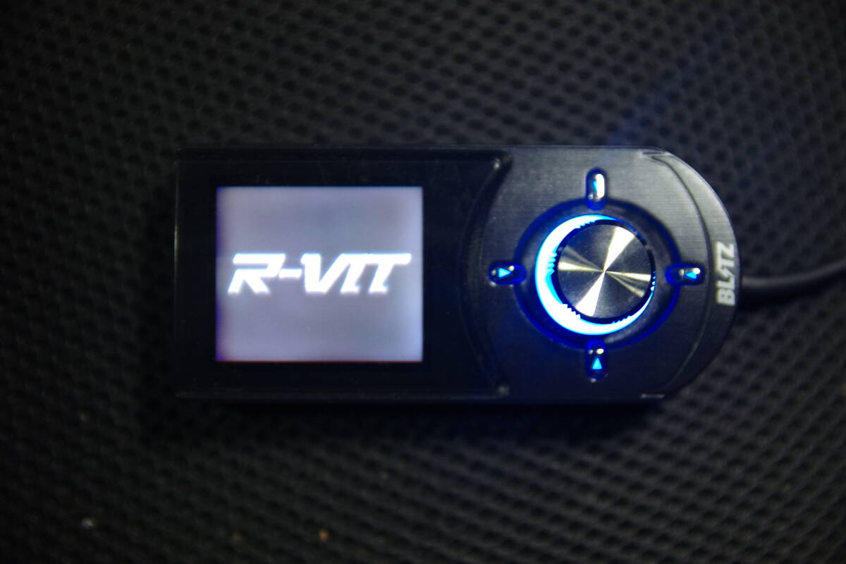 希少 ブリッツ R-VIT i-Color FLASH Ver 4.1 メーター BLITZ OBD 故障診断 スピード エンジン回転 ブースト 水温 燃圧 エアフロ 燃費 A/F_画像3