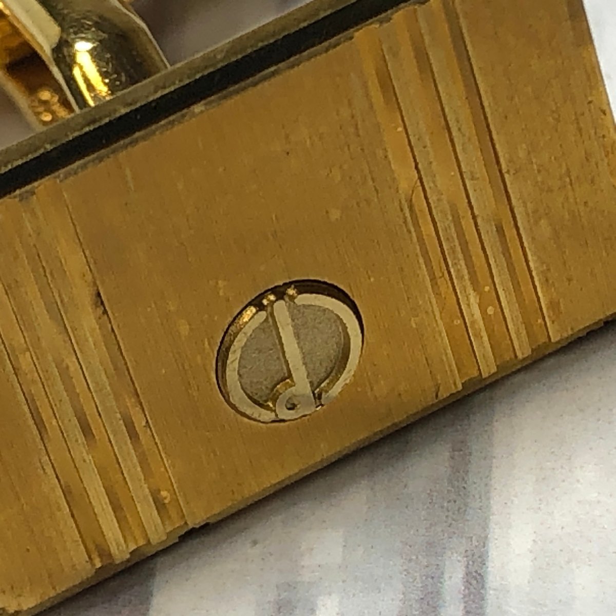 m001 Y2  Dunhill  dunhill  металл   материал   золотой  цвет   лого   d лого   ... кнопка  ...
