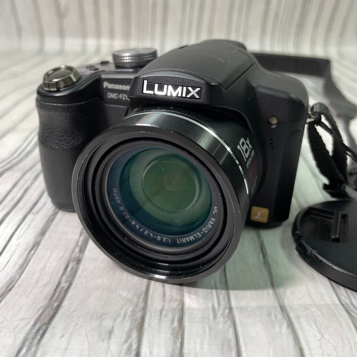 m002 D2(60) Panasonic LUMIX DMC-FZ18 ライカレンズ 1:2.8-4.2 4.6-82.8コンパクトデジタルカメラ 現状品_画像1