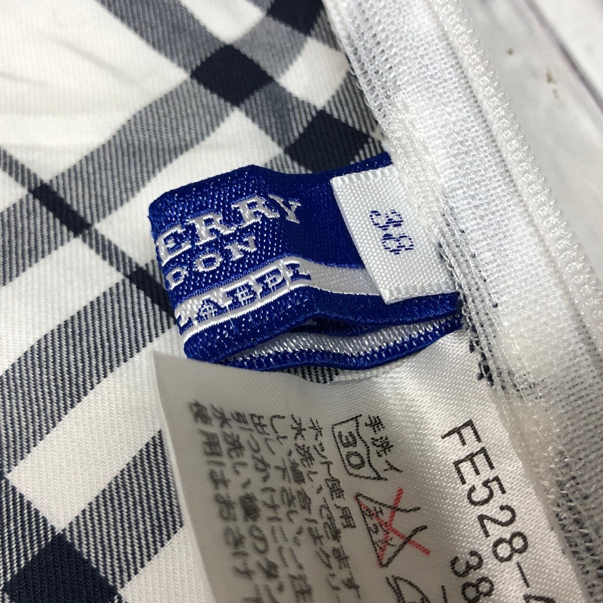 m001 G(10) 送料520円 バーバリー ブルーレーベル フリルキャミソール #38 ホワイト チェック柄 BURBERRY BLUE LABEL_画像6