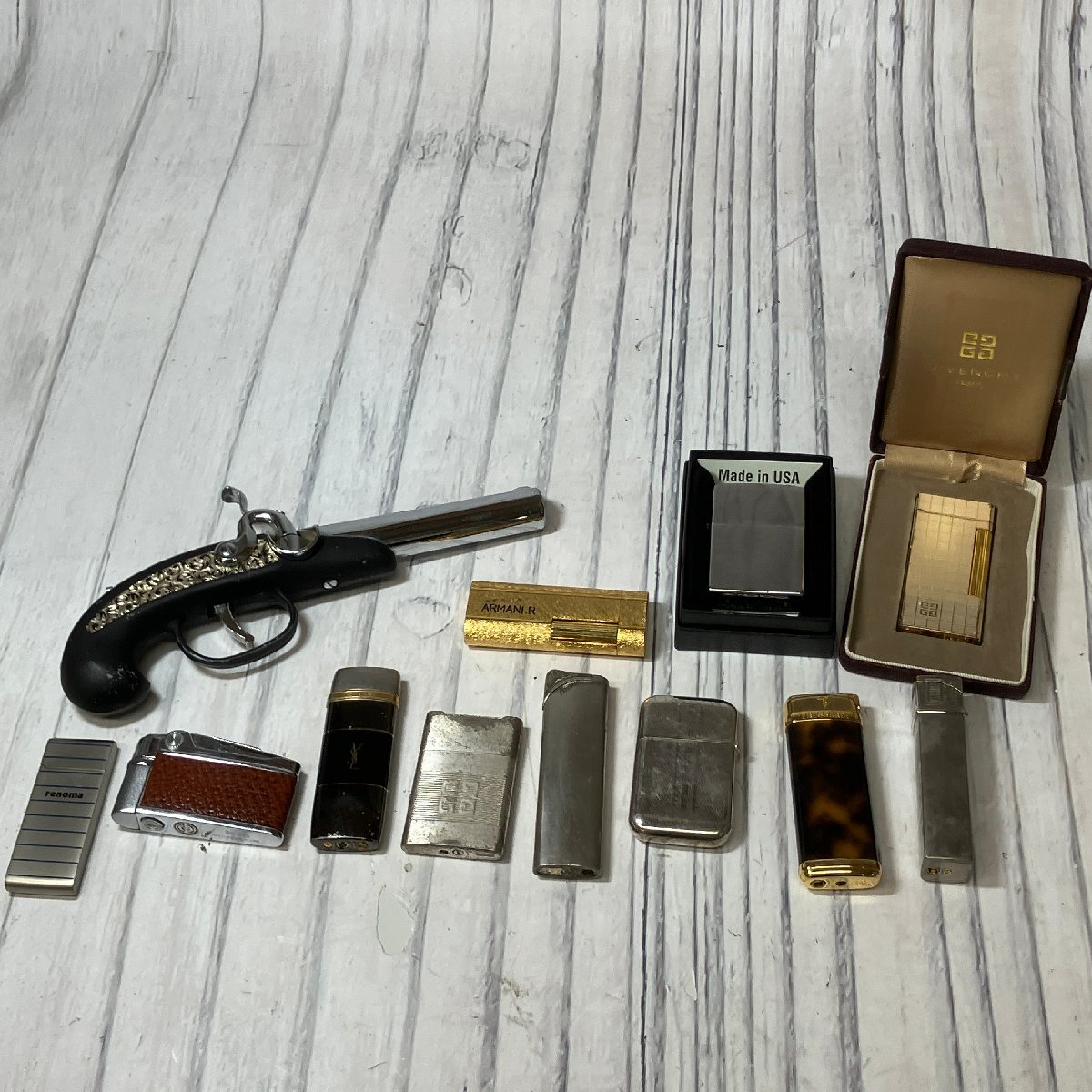 m001 B ライター 大量 まとめ YSL GIVENCHY ZIPPO など 含 ガス オイル 喫煙具 タバコ 煙草 ヴィンテージ レトロ 動作未確認 ジャンク_画像1