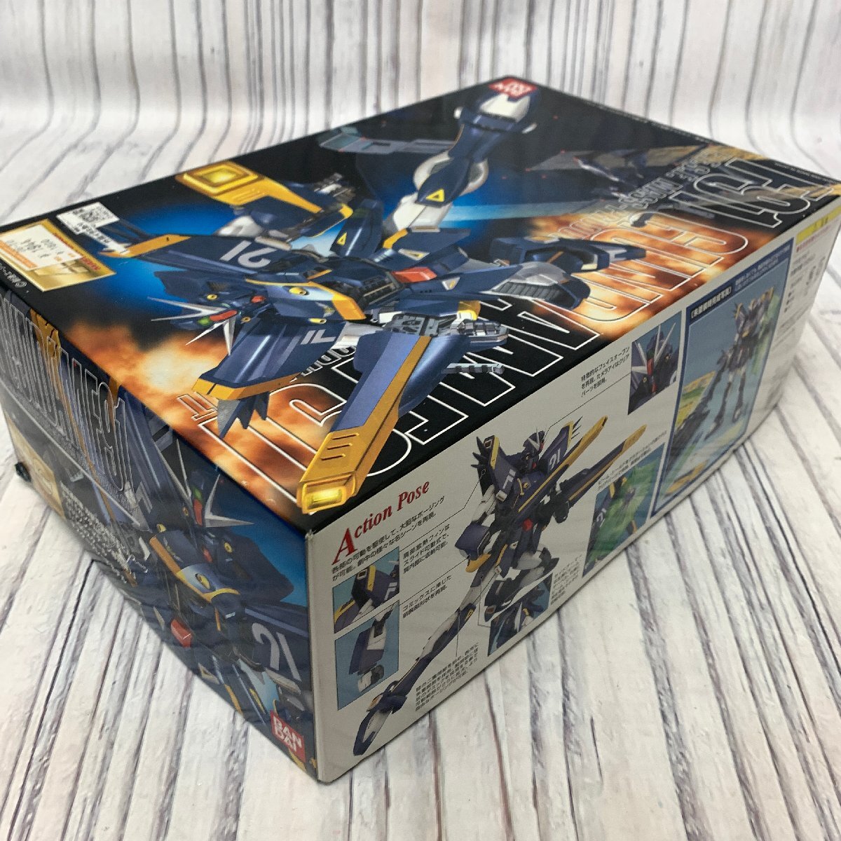 s001 O2 未組立 ガンダム プラモデル MG 1/100 ガンダムF91 ハリソン・マディン専用機 ガンプラ 保管品_画像3