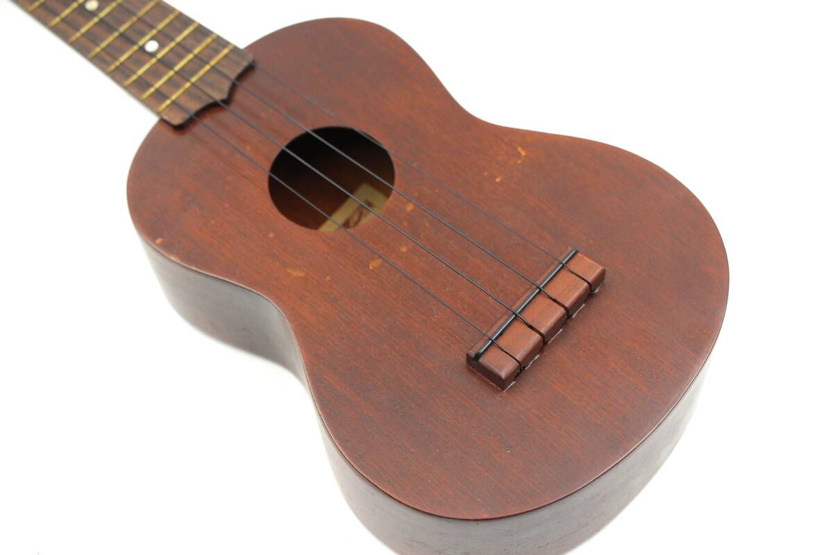 【え富】 ☆ ウクレレ 弦楽器 THE HAWAIIAN UKULELE 詳細画像 楽器 茶系 簡易ケース付き MAZ01MNB53_画像2