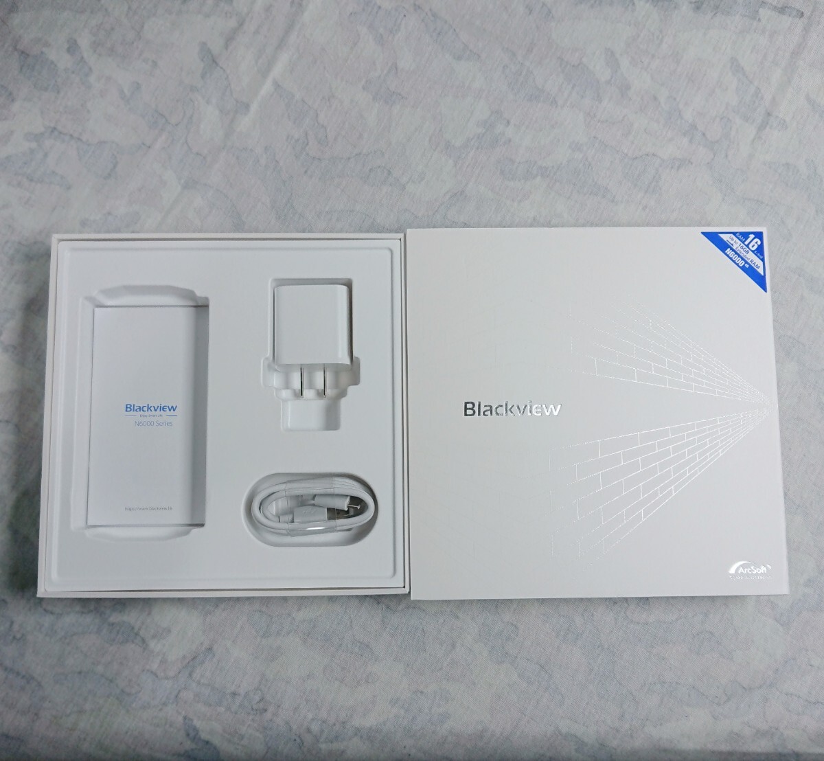 8500円 Blackview N6000 コンパクトタフネススマホ 三点セット 8500円 Blackview N6000 コンパクトタフネススマホ 三点セット