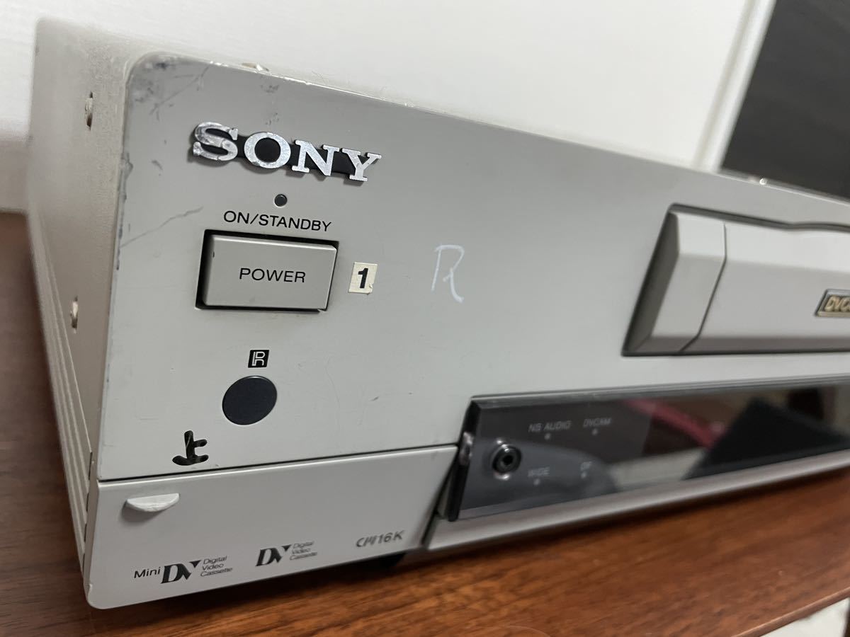 ジャンク！SONY デジタルビデオカセットレコーダー　ビデオデッキ DSR-30_画像2