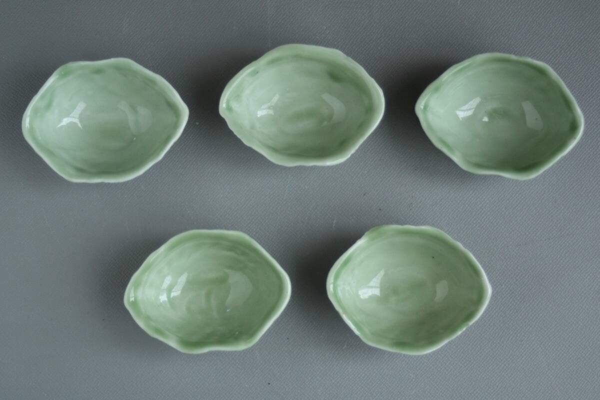 ■織■磁器　菜文　緑色豆皿５枚（小皿豆皿）_画像3