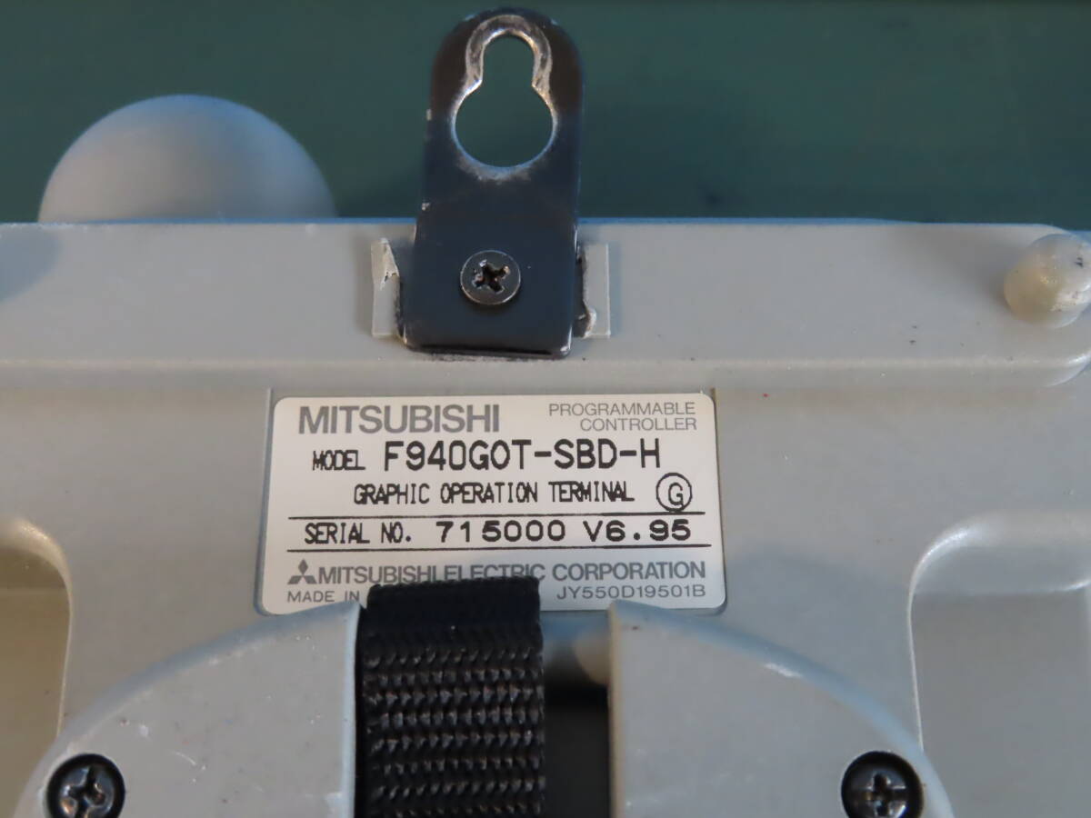 三菱電機 MITSUBISHI 6型液晶を搭載したハンディタイプ表示器 ハンディならではの軽量・コンパクトサイズ F940GOT-SBD-H（113）_画像5