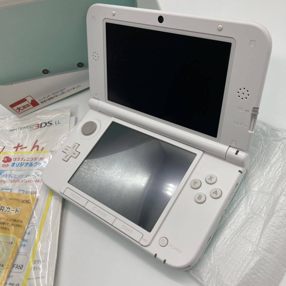 美品 Nintendo 任天堂 ニンテンドー 3DS LL 本体 ミント×ホワイト ミントホワイト 欠品なし 付属品完備の画像4