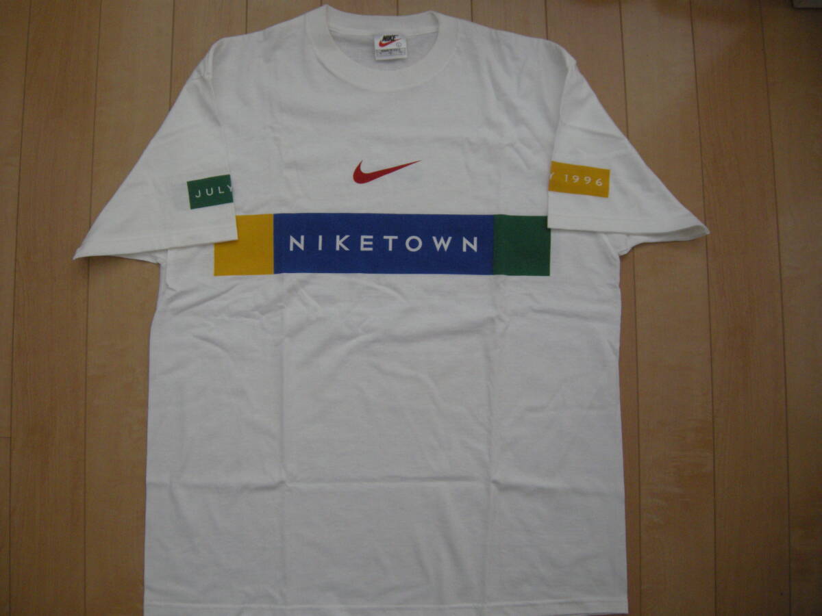 幻・奇跡の一品　Nike Town Seattle 非売品Tシャツ　新品未使用