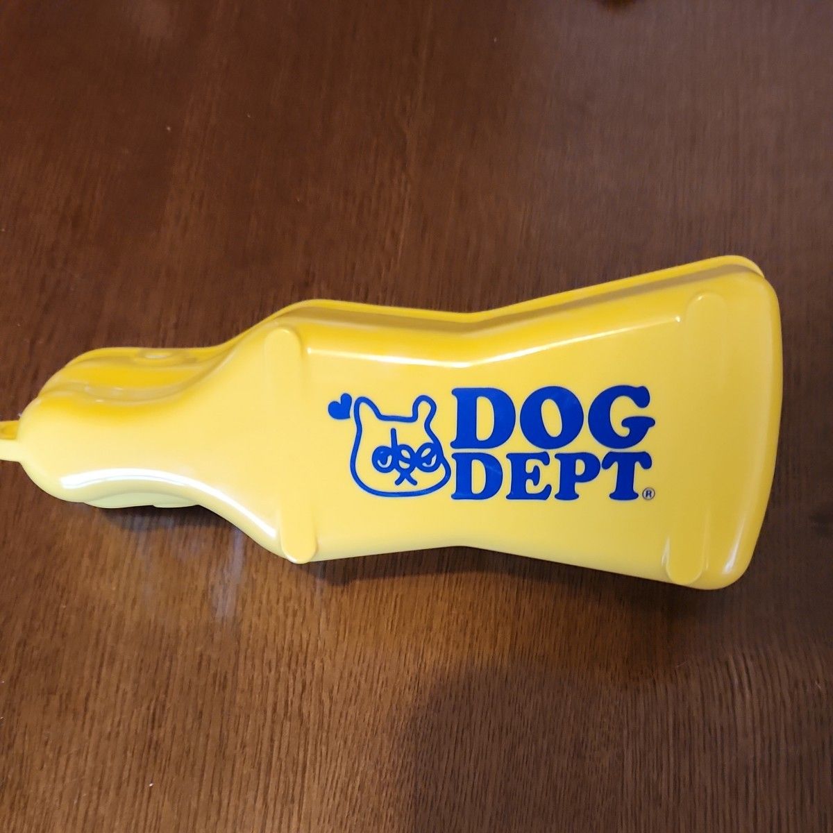 DOG  DEPT     ペット用お出かけ水入れ