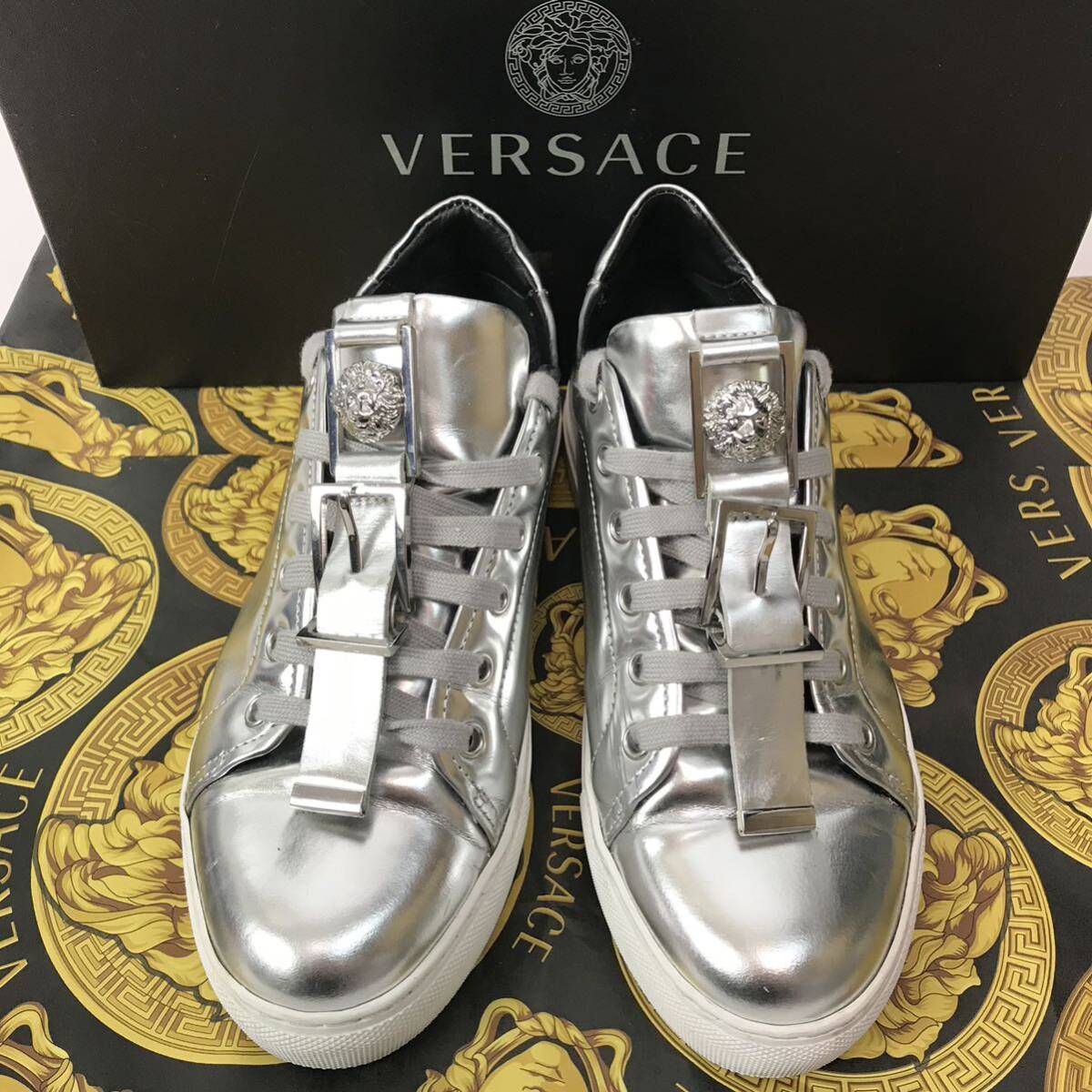 h212 VERSUS VERSACE ヴェルサス ヴェルサーチ シルバー メタリック スニーカー ローカット シューズ レザー ライオン 36 正規品_画像2