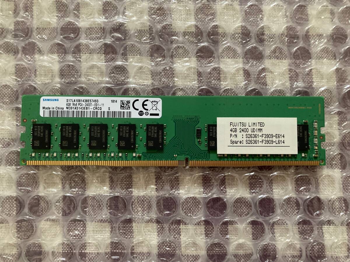 SAMUSUNG★4GB DDR4 1Rx4 PC4-2400T サーバ用富士通 S26361-F3909-L614の画像1