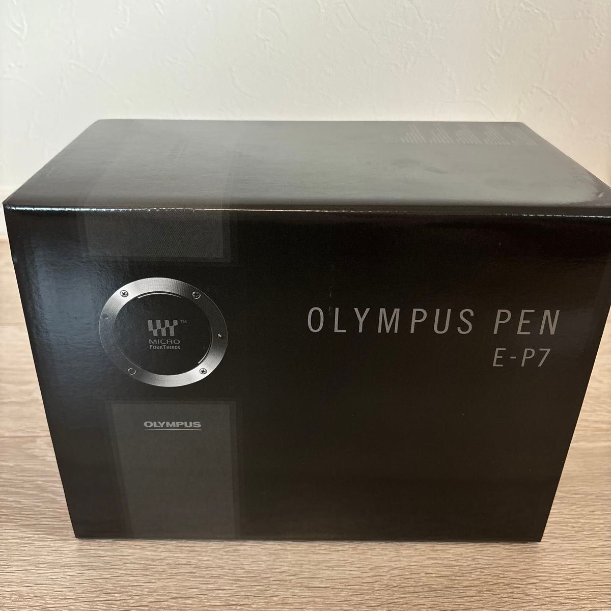 【新品未使用】OLYMPUS PEN E-P7 EZダブルズームキット シルバー