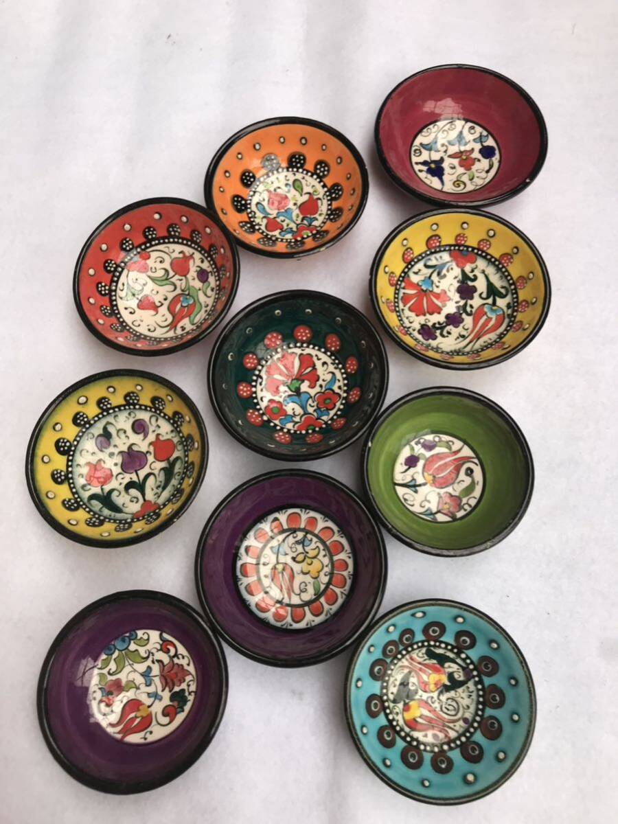 トルコ製　iNAN GiNi DEKORE小皿 まとめて　ハンドメイド　陶器　飾り皿　手描き　小鉢10枚セット_画像1