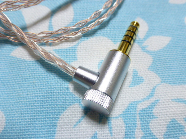 JH 4ピン Pure OCC + 6N純銀撚り線 八芯 ブレイド編 4.4mm5極 L JH 4ピン Pure OCC + 6N純銀撚り線 八芯 ブレイド編 4.4mm5極 L