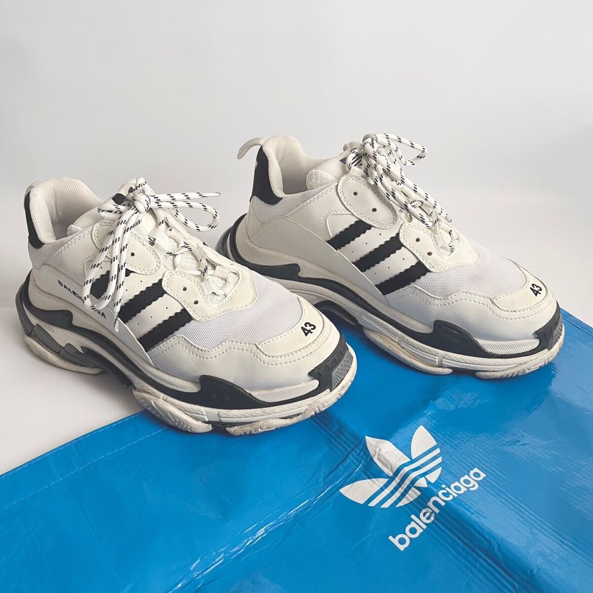 美品 希少BALENCIAGA adidas バレンシアガアディダス トリプルエスTriple S 43サイズ 白 メッシュレザースニーカー メンズ_画像2